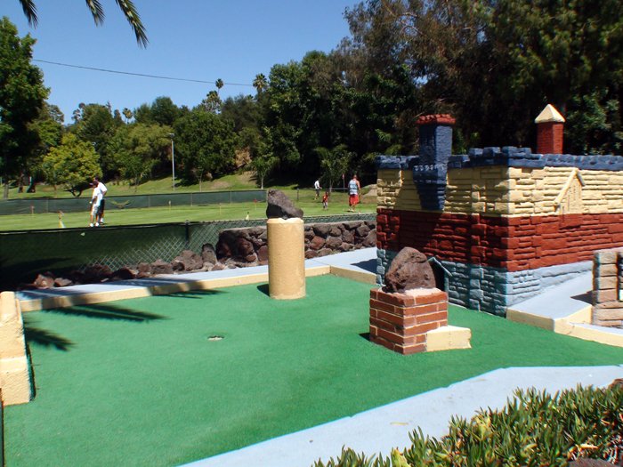 Arroyo Seco miniature golf